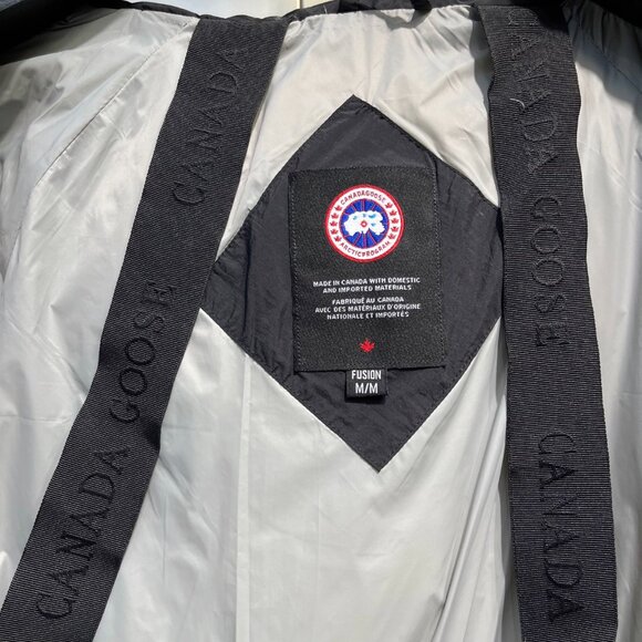 Canada Goose Black Down Jacket – Authentic, Great Condition - Picture 5 of 11